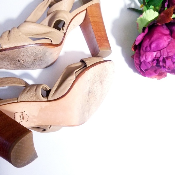 Talbots strappy nude heels - Picture 4 of 6